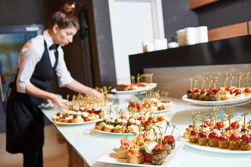 The 9 Best Caterers in New York!