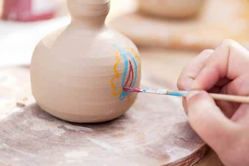 10 Best Paint Your Own Pottery Studios in Pennsylvania!