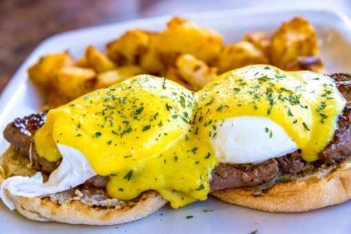 The 9 Best Breakfast Spots in Rhode Island!