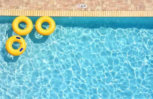 8 Best Pool Cleaning and Maintenance Services in Rhode Island!