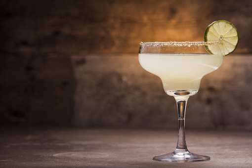 8 Best Places for Margaritas in Tennessee!