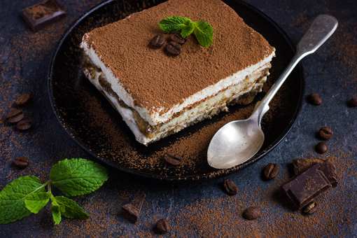 10 Best Places to Get Tiramisu in Tennessee!