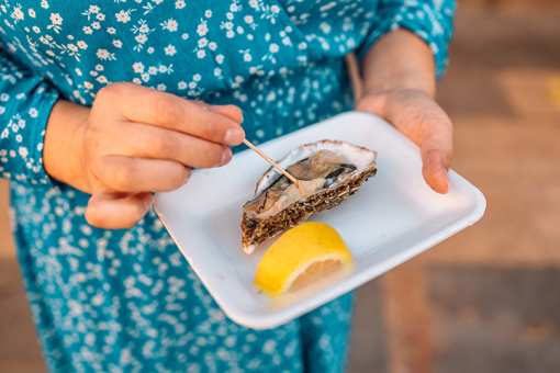 10 Best Places for Oysters in Texas!