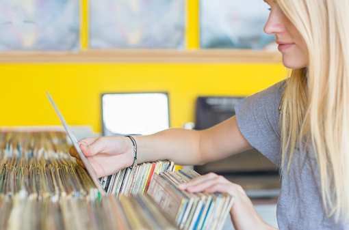 10 Best Record Stores in Texas!