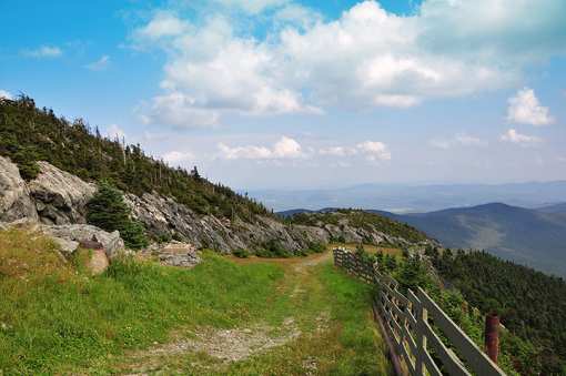 The 13 Best Hiking Trails in Vermont!