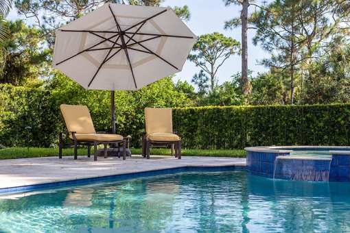 10 Best Pool Cleaning and Maintenance Services in Wisconsin!
