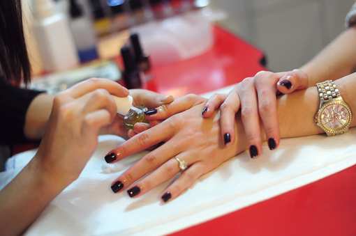 The 9 Best Nail Salons in West Virginia!
